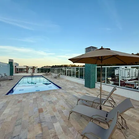 Apt Toninhas 4 min a pé até a praia, piscina, churrasqueira e ar condicionado-2
